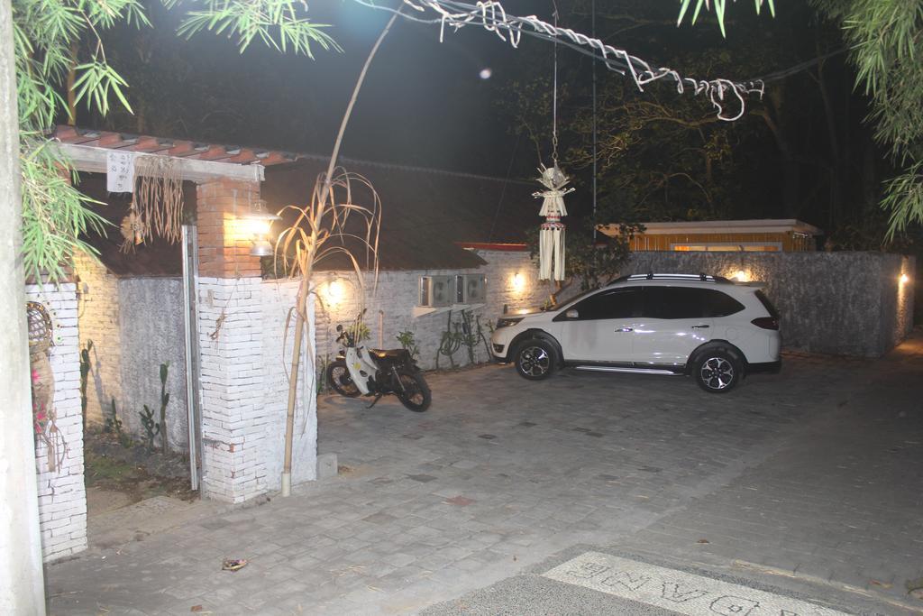 Kubu Container Hotel Uluwatu  Bagian luar foto