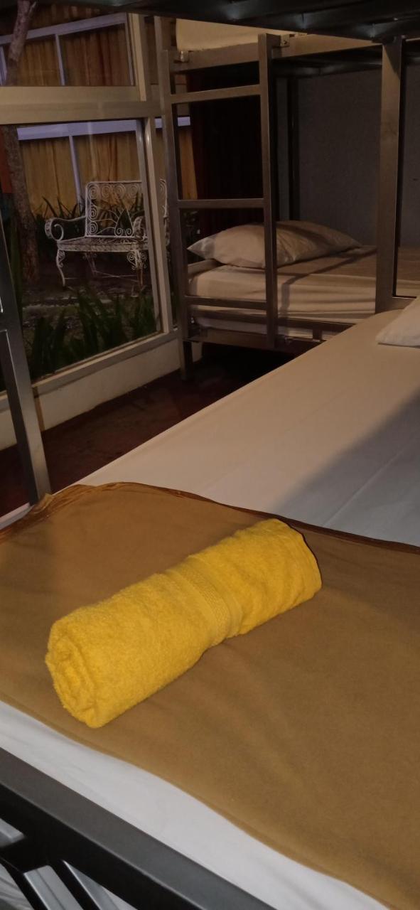 Kubu Container Hotel Uluwatu  Bagian luar foto